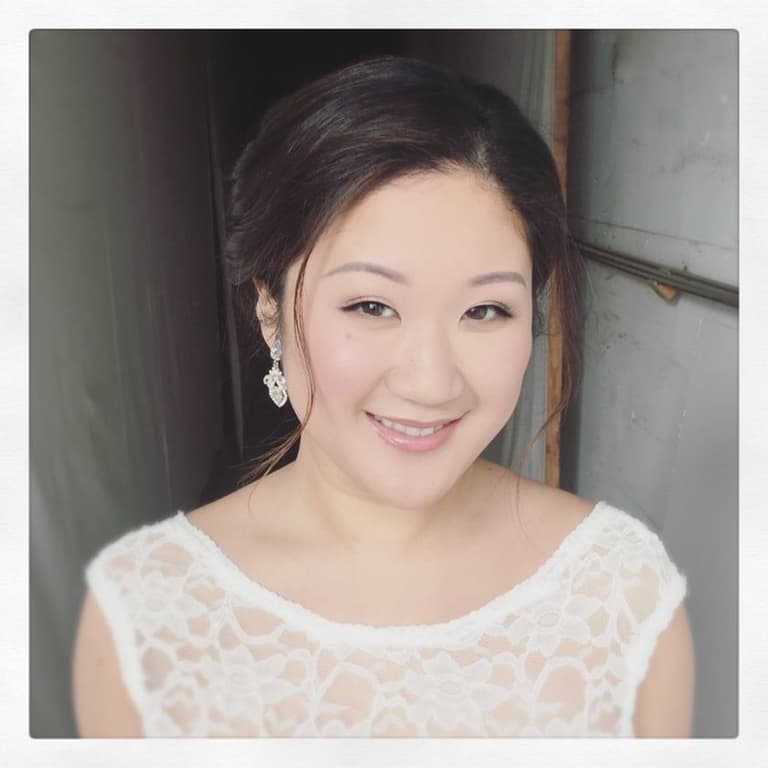 Makeup by Julie Dy preview
